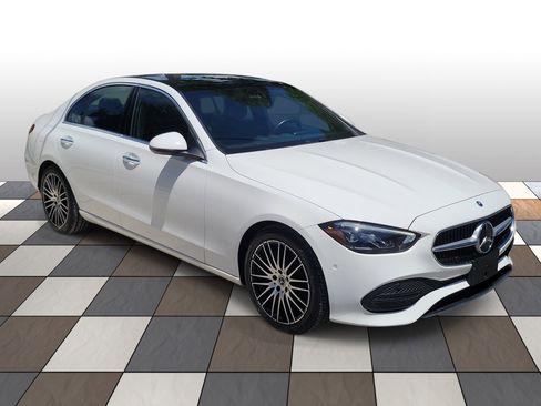 Used 2024 Mercedes-Benz C 300 Sedan image 3