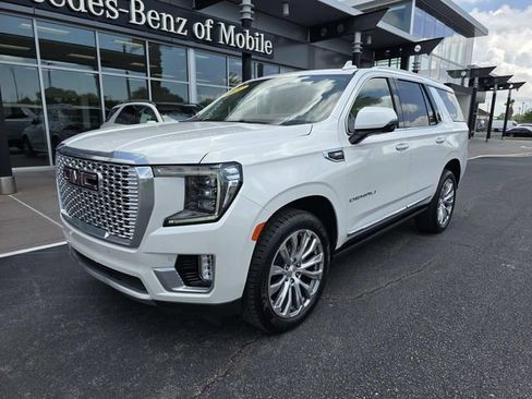 Used 2022 GMC Yukon Denali AWD/4WD image 2