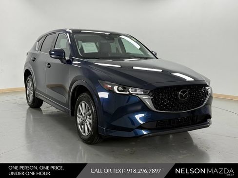 Certified 2025 MAZDA CX-5 AWD 2.5 S w/ Preferred Package image 4