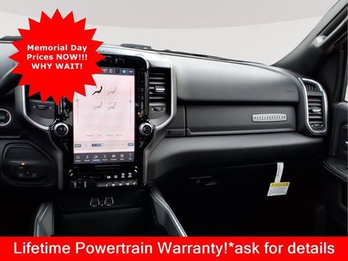 New 2026 RAM 3500 Big Horn AWD/4WD image 13
