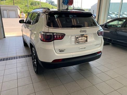 Used 2023 Jeep Compass Limited AWD/4WD image 8