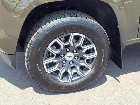 Certified 2023 Chevrolet Colorado Z71 w/ Z71 Convenience Package 2 AWD/4WD image 26