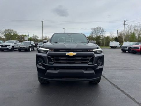Used 2024 Chevrolet Colorado LT w/ LT Convenience Package III RWD image 2