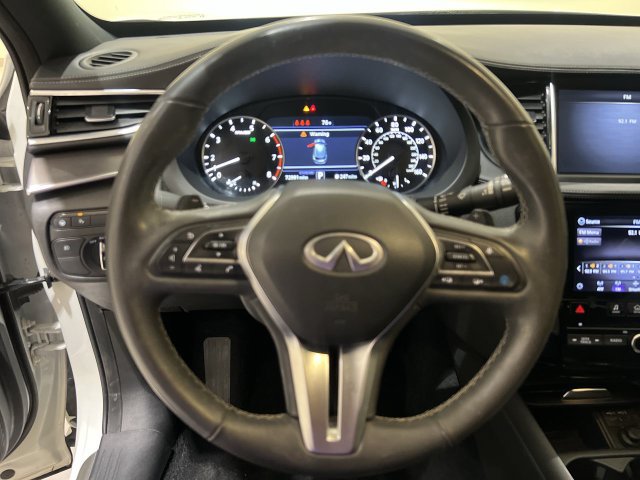 Used 2022 INFINITI QX50 Luxe w/ Appearance Package FWD image 10