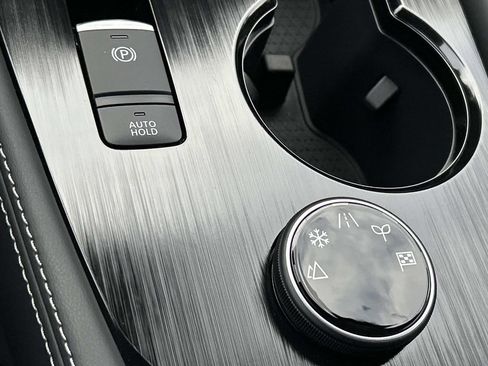 New 2026 Nissan Rogue Platinum AWD/4WD image 32