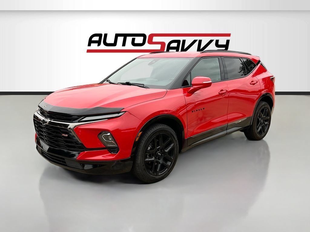 Used 2024 Chevrolet Blazer RS w/ Driver Confidence II Package AWD/4WD image 3