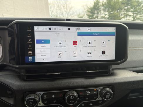 Certified 2025 Jeep Wrangler Sport image 22