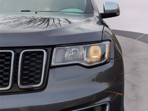 Used 2021 Jeep Grand Cherokee Limited image 13