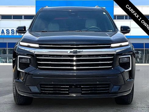 Used 2025 Chevrolet Traverse High Country FWD image 18