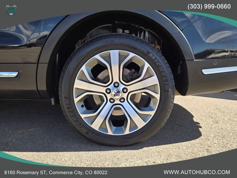 Used 2019 Ford Explorer Platinum AWD/4WD image 31