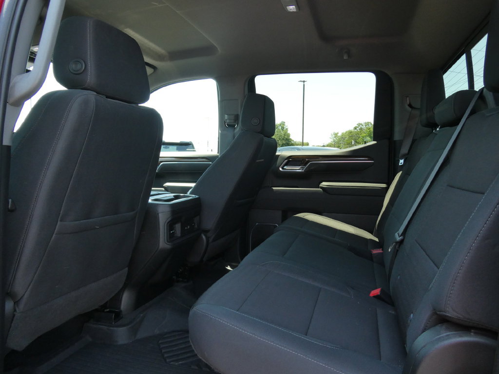 Certified 2025 Chevrolet Silverado 1500 RST AWD/4WD image 18