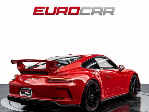 Used 2018 Porsche 911 GT3 RWD image 5