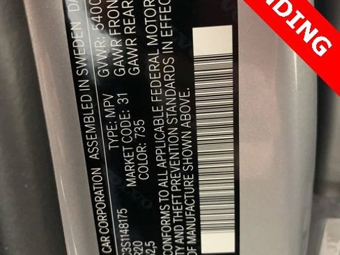 Certified 2025 Volvo XC60 B5 Plus image 10