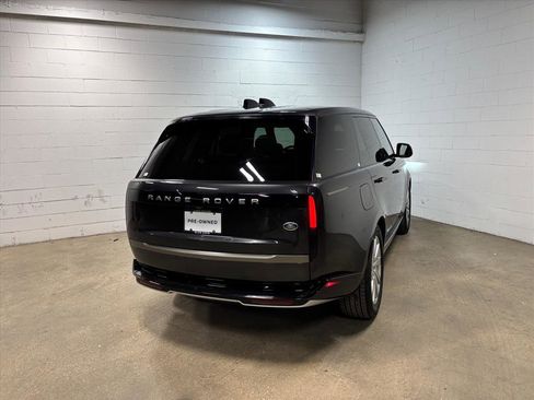 Used 2023 Land Rover Range Rover SE image 7