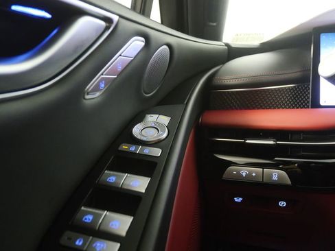 Used 2025 Genesis G80 3.5T Sport Prestige image 17