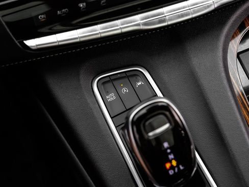 Used 2021 Cadillac Escalade Premium Luxury w/ Driver Assist Tech Package image 27