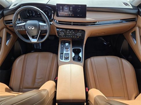 Used 2024 INFINITI QX60 Sensory w/ Vision Package image 16