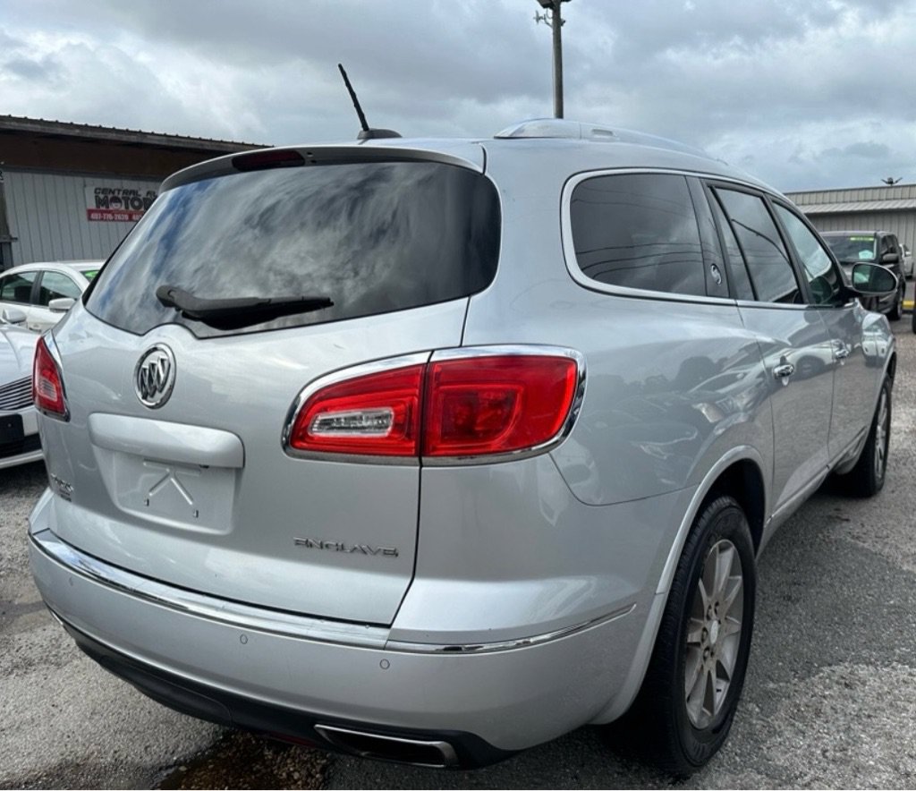 Used 2016 Buick Enclave Leather FWD image 23