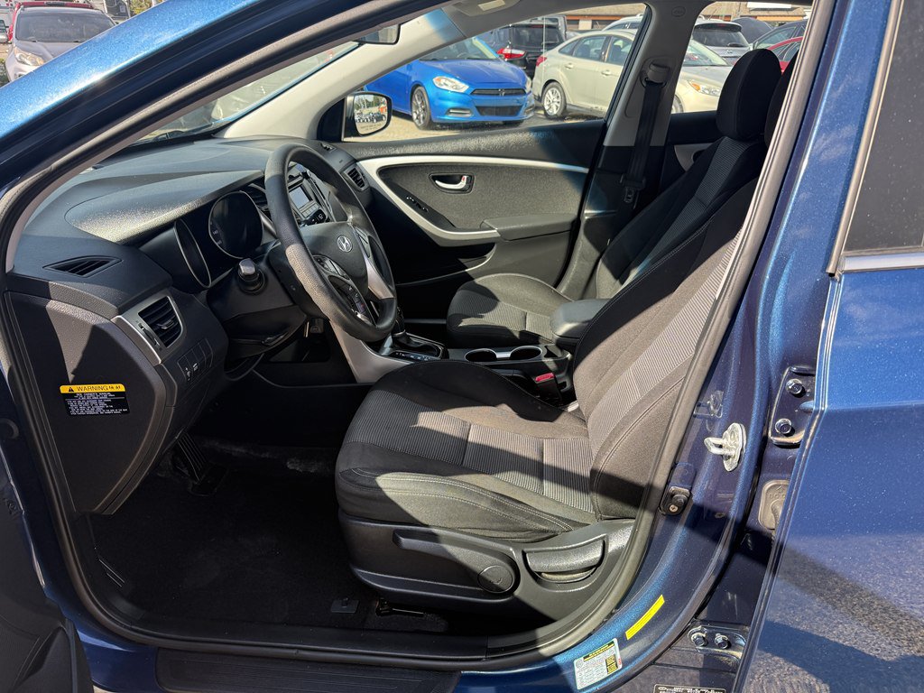 Used 2016 Hyundai Elantra GT FWD image 12