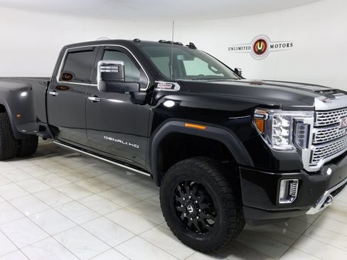 Used 2022 GMC Sierra 3500 Denali image 39