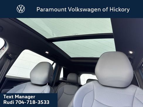 New 2026 Volkswagen Tiguan SE R-Line AWD/4WD image 31