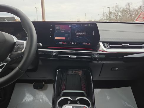 Used 2025 BMW X2 xDrive28i image 23