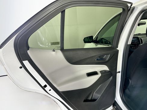 Used 2019 Chevrolet Equinox LT image 24