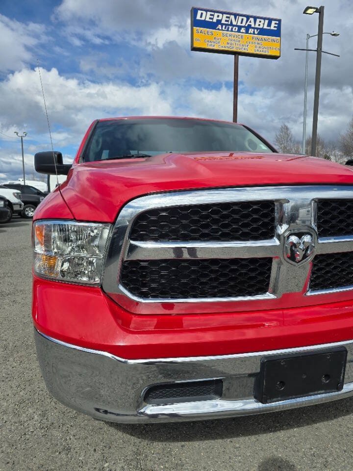 Used 2016 RAM 1500 Classic SLT AWD/4WD image 4