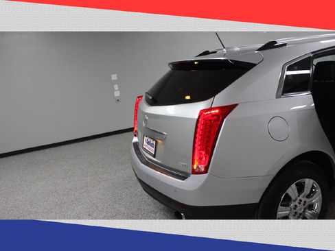 Used 2016 Cadillac SRX Luxury w/ Driver Awareness Package image 31