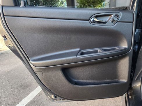 Used 2013 Chevrolet Impala LS FWD image 50