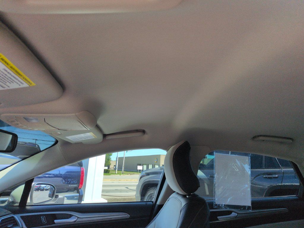 Used 2019 Ford Fusion SE w/ Equipment Group 151A FWD image 21