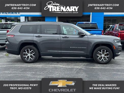 Used 2024 Jeep Grand Cherokee L Limited AWD/4WD image 1