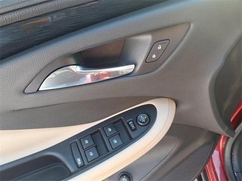 Used 2018 Buick Envision Preferred image 12