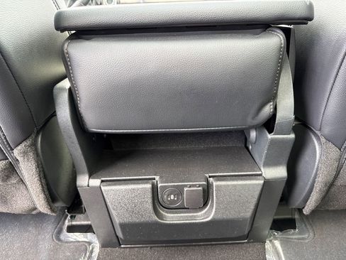 Used 2025 Ford F350 Lariat w/ Camper Package image 26