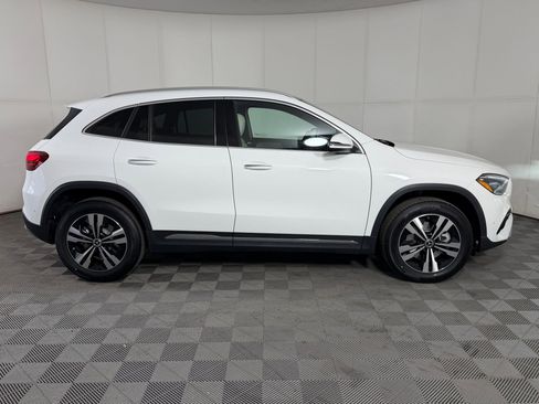Used 2026 Mercedes-Benz GLA 250 4MATIC image 8