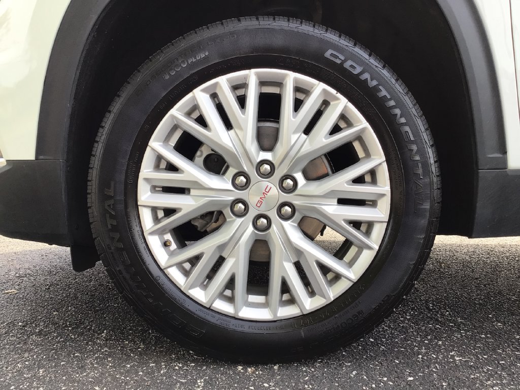Used 2026 GMC Acadia Elevation w/ Elevation Premium Package FWD image 20