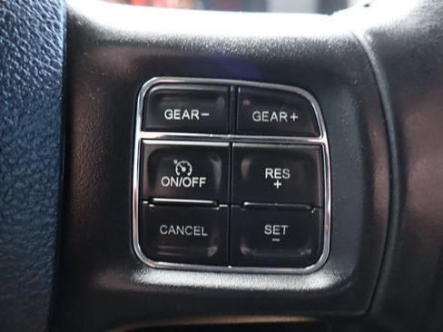 Used 2019 RAM 1500 Big Horn AWD/4WD image 30