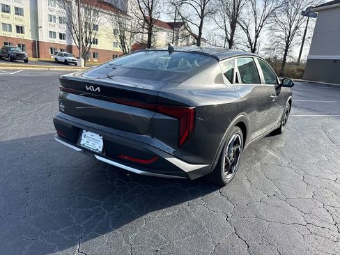 New 2025 Kia K4 EX image 3