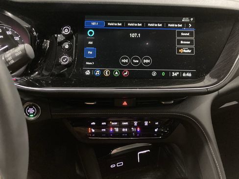 Used 2022 Buick Envision Essence w/ Technology Package I image 11
