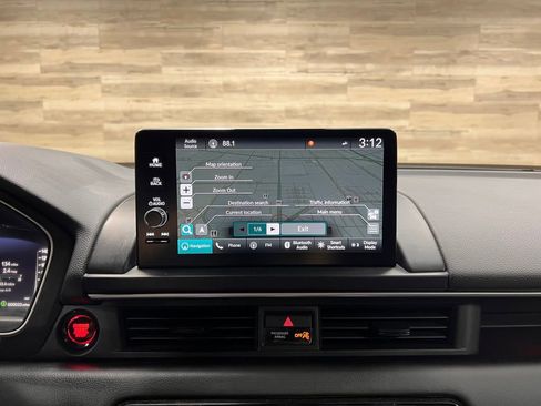 Used 2025 Honda Pilot Black Edition image 14