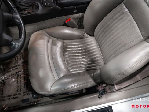 Used 1999 Chevrolet Corvette Convertible w/ Memory Pkg image 19