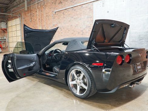 Used 2008 Chevrolet Corvette Convertible w/ Preferred Equipment Group RWD image 28