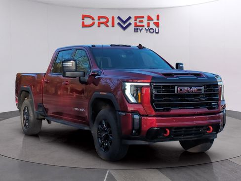 Used 2024 GMC Sierra 2500 AT4 w/ AT4 Premium Plus Package image 8