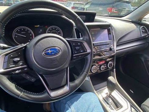 Used 2019 Subaru Forester Premium AWD/4WD image 19