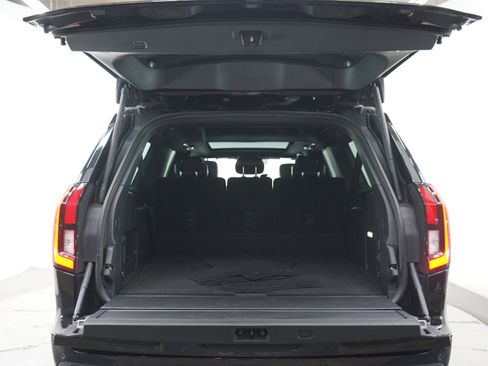 Used 2025 Ford Expedition Max Platinum w/ Stealth Appearance Package AWD/4WD image 19