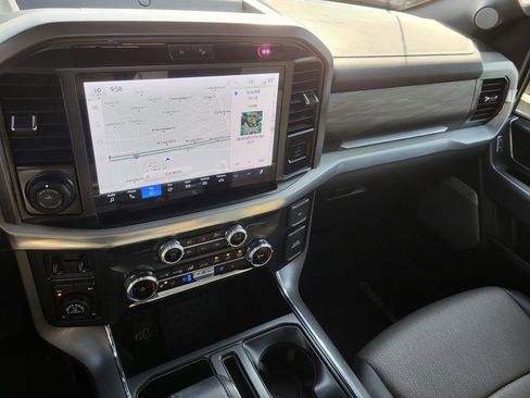 Used 2025 Ford F150 Lariat w/ Equipment Group 501A Mid image 25