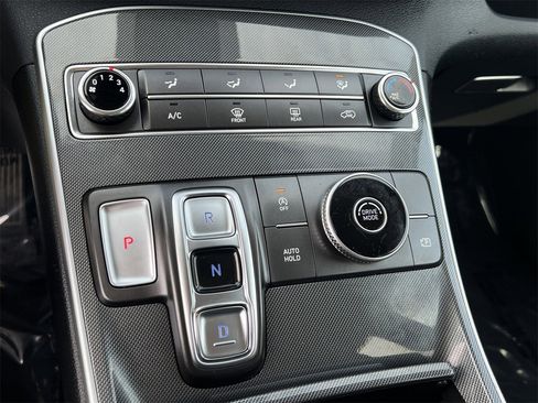 Used 2021 Hyundai Santa Fe SE image 15