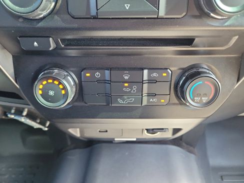 Used 2018 Ford F150 XLT RWD image 33