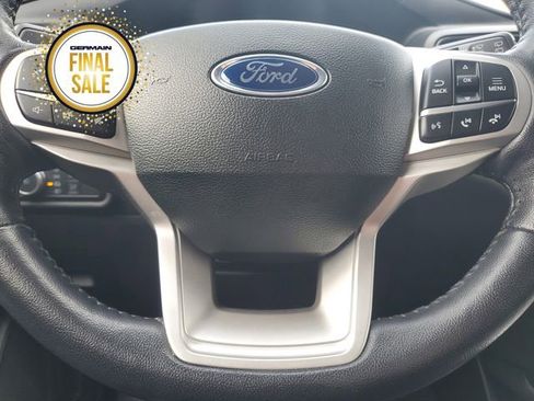 Used 2022 Ford Explorer XLT w/ Equipment Group 202A image 21