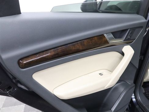 Used 2018 Audi Q5 2.0T Premium AWD/4WD image 19